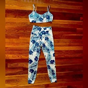 Beyond Yoga Olympus Floral Set XS/S